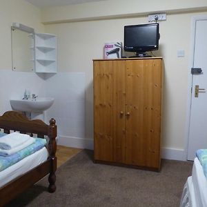 Standard Zimmer mit zwei Einzelbetten